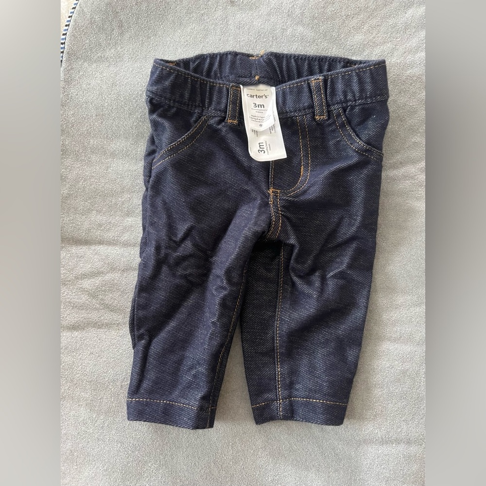 💕5 for $15: Carters 0-3/3 month pants
